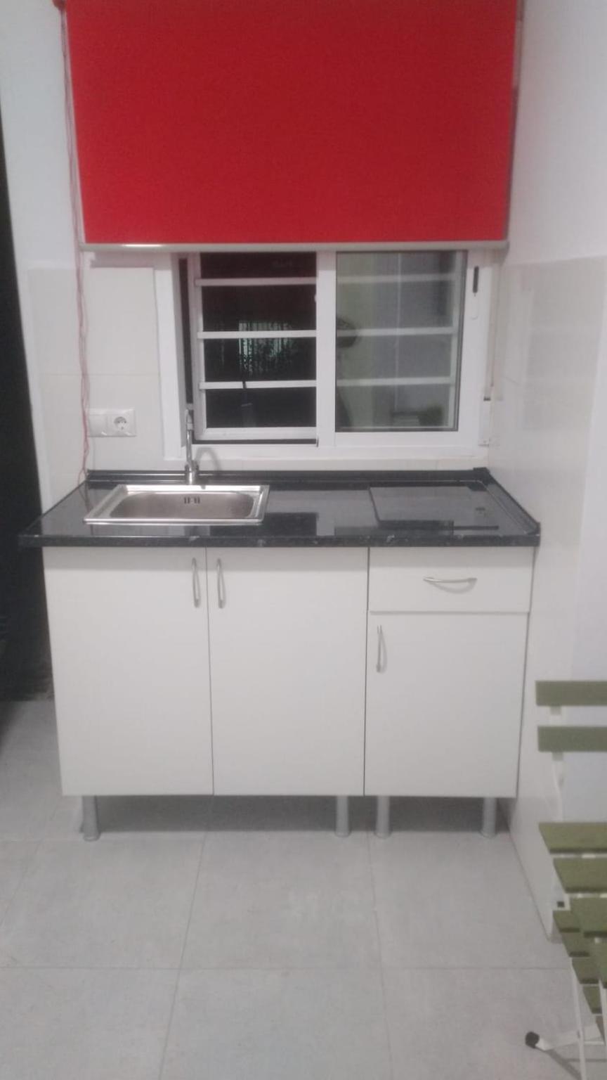 Estudio Encantador Cerca Del Carrefour Rosaleda 1 Малага Екстериор снимка